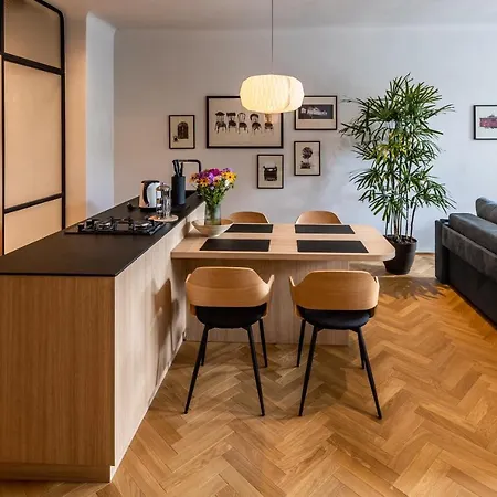 Onlviv Rynok Square 18/2 * 利沃夫