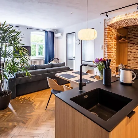 公寓 Onlviv Rynok Square 18/2 *