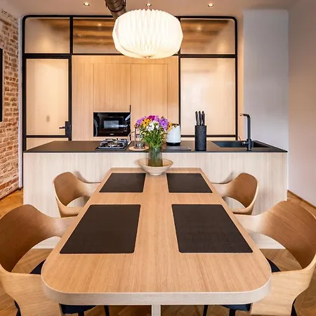 Onlviv Rynok Square 18/2 * 利沃夫