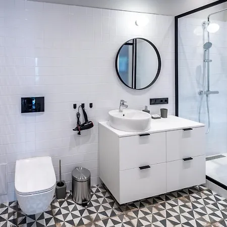 Onlviv Rynok Square 18/2 *